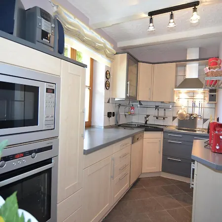Homely In Prunn Near Forest With Bbq Apartment *