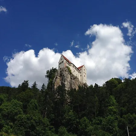 Appartamento Homely In Prunn Near Forest With Bbq