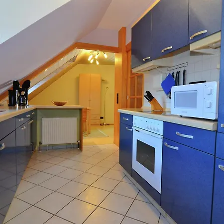 Homely In Prunn Near Forest With Bbq ריאדנבורג